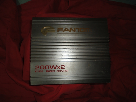 อุปกรณ์เครื่องเสียงรถยนต์