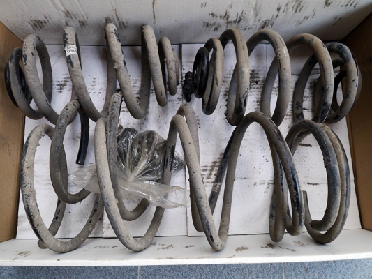 ขายสปริงเดิม BMW ทั้งชุด 3,000 บาท&rlm;