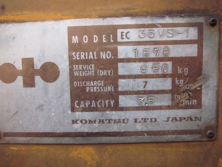 ขาย-เครื่องปั๊มลมมือสองญี่ปุ่น ยี่ห้อ KOMATSU เครื่องยนต์ 4 สูบ พร้อมหัวลาก สะดวกแก่การขนย้าย