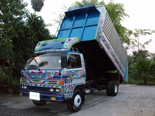 มาอีกแล้วครับ หกล้อดั๊มเกษตร NPR59PU5M รถห้างครับ ปี38สวยครับการันตี