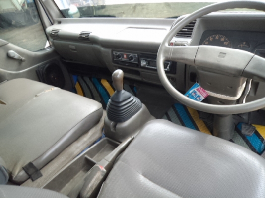 ขายรถ6ล้ออีซูซุ NPR120 แรง ช่วงยาว5เมตรสภาพสวยๆพร้อมใช้