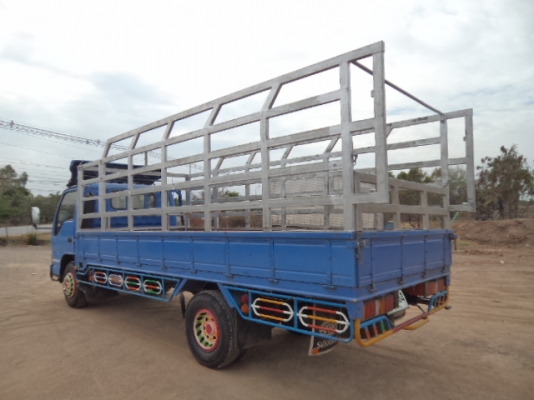 ขายรถ6ล้ออีซูซุ NPR120 แรง ช่วงยาว5เมตรสภาพสวยๆพร้อมใช้