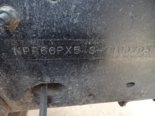 ขายรถ6ล้ออีซูซุ NPR120 แรง ช่วงยาว5เมตรสภาพสวยๆพร้อมใช้