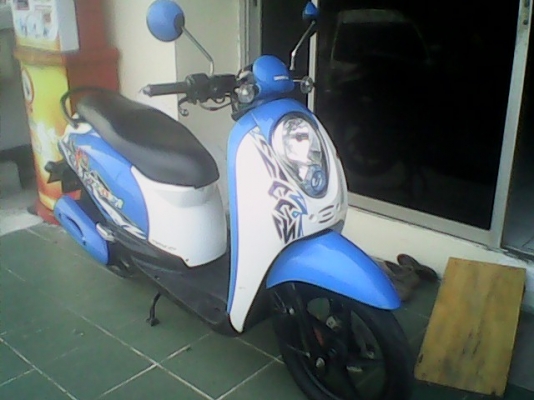 ราคาพิเศษ Scoopy - i (ล้อแม็กซ์) ขับดีมากๆ 24900 บาท ปี 2554 ราคาพิเศษ Scoopy - i (ล้อแม็กซ์) ขับดีมากๆ 24900 บาท ปี 2554