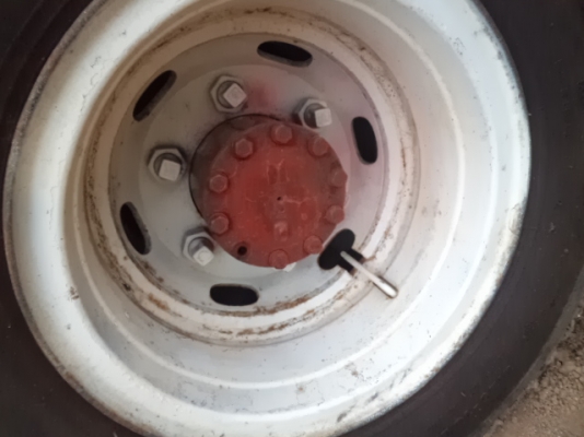 ขายรถ6ล้ออีซูซุ115 แรงF หลัง สโลว์กลาง สภาพสวยพร้อมใช้งานคับ