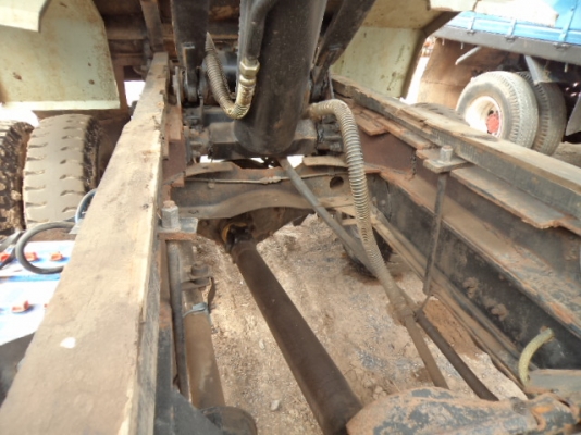 ขายรถ6ล้อฮีโน่ดั้ม เครื่อง185แรงม้า เบรกทิิฟฟี พวงมาลัยเพาเวอร์