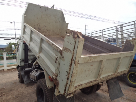 ขายรถ6ล้อฮีโน่ดั้ม เครื่อง185แรงม้า เบรกทิิฟฟี พวงมาลัยเพาเวอร์