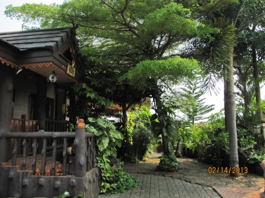 ให้เช่าบ้าน พร้อมอาศัย หรือ ขาย ติดทะเลบางเสร่