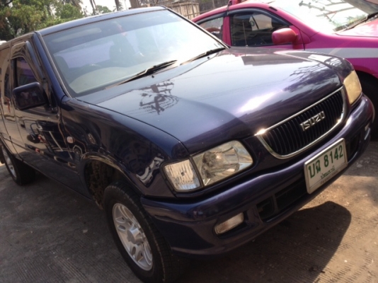 ขายรถอีซูซุเครื่อง 2500