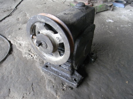 ขายชุดทดเกียร์ 40 ต่อ 1 รอบ