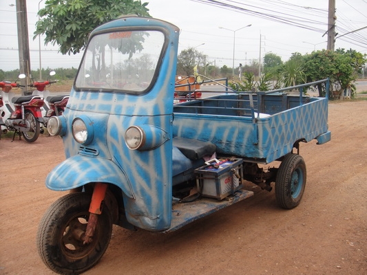 ขายรถ ตุ๊กๆๆ  ( ขับกลับได้ )