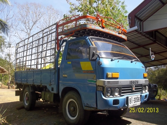 ขาย4ล้อ อิซูซุ TL  เครื่อง  74  แรงม้า  ราคา  138000  บาท