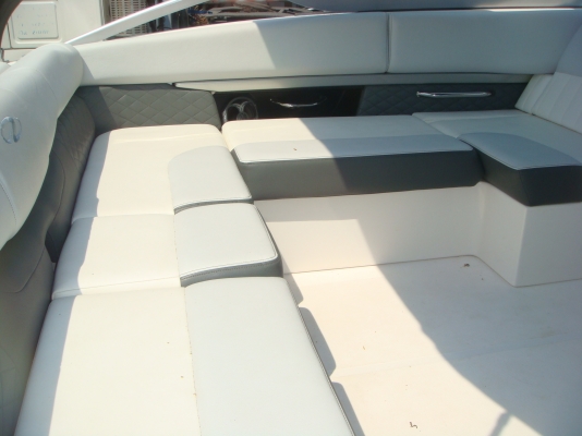 เรือสำราญใหม่ป้ายแดง รุ่น REGAL