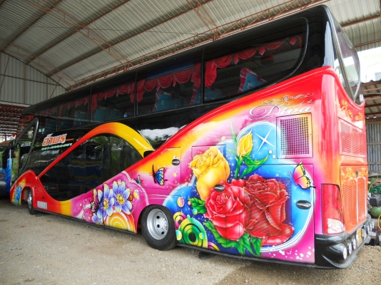 รถบัสแอร์สภาพสวยมาก เครื่องHIno 450HP 48 ที่นั่ง เบรคแห้งเขาควาย สองชั้น มีห้องด้านล่าง รถบัสแอร์สภาพสวยมาก เครื่องHIno 450HP 48 ที่นั่ง เบรคแห้งเขาควาย สองชั้น มีห้องด้านล่าง