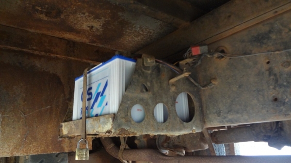 ขายแทนเลอร์ บรรทุกรถเกี่ยวฮี่โน่ F17