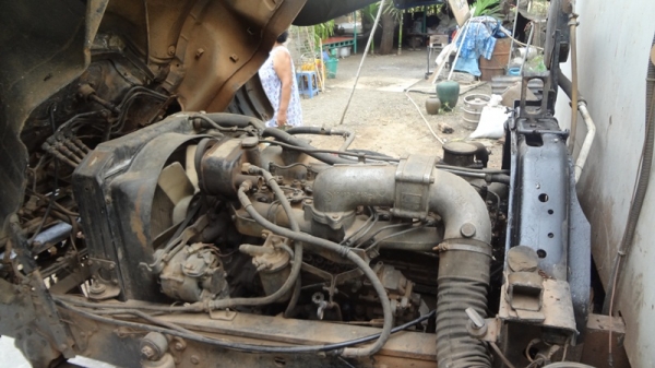 ขายแทนเลอร์ บรรทุกรถเกี่ยวฮี่โน่ F17