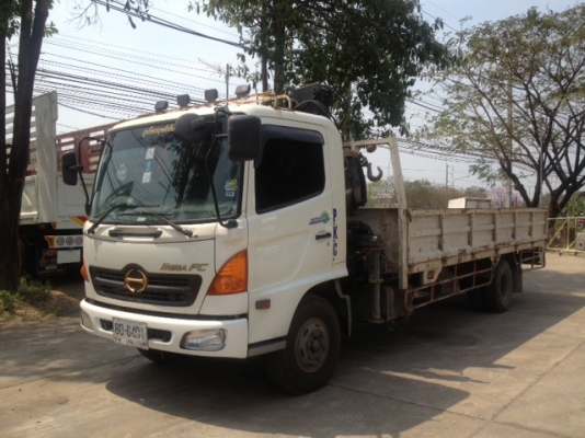 ็HINO MEGA 175 hp ติดเฮี๊ยบ 3 ตัน กระบะใช้งานยาว 5.80 m