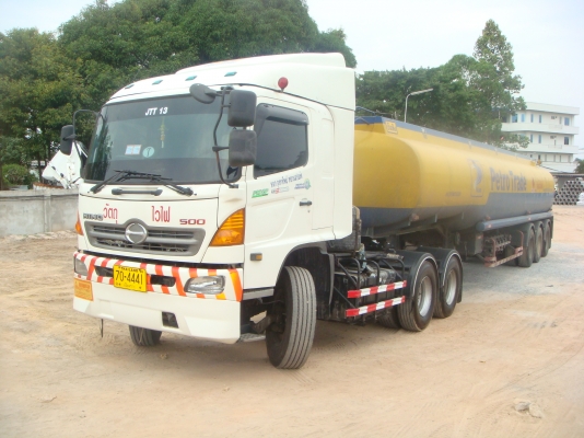 HINO - FM2P 380 HP พร้อมหางบรรทุกน้ำมันโหลดล่าง