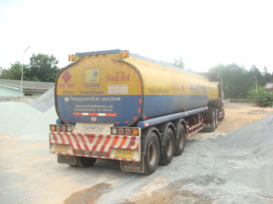 HINO - FM2P 380 HP พร้อมหางบรรทุกน้ำมันโหลดล่าง