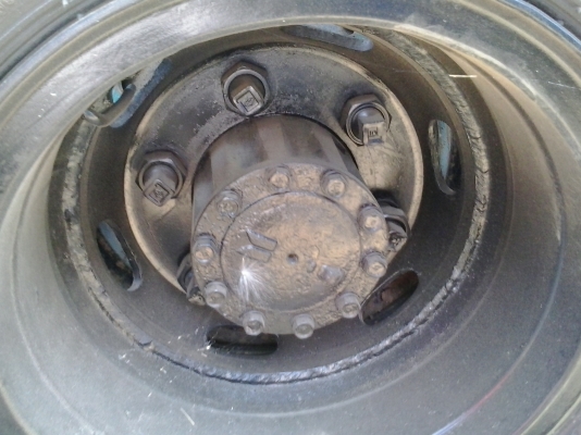 ขารถหกล้อดั้มอีซูซุ195แชชซี ราคา755000บาท ราคาน่าซื้อครับถูกแต่ดี