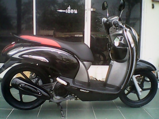 สวยมากๆ Scoopy &ndash; i รุ่นใหม่ล่าสุด ปลายปี 2555 คลาสสิค ราคาไม่แพง