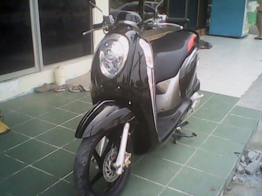 สวยมากๆ Scoopy – i รุ่นใหม่ล่าสุด ปลายปี 2555 คลาสสิค ราคาไม่แพง สวยมากๆ Scoopy – i รุ่นใหม่ล่าสุด ปลายปี 2555 คลาสสิค ราคาไม่แพง