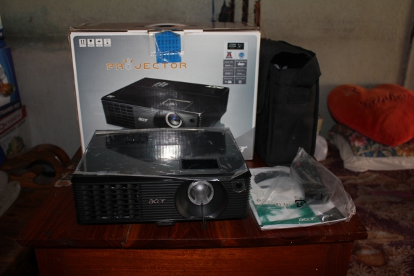 โปรเจคเตอร์ acer