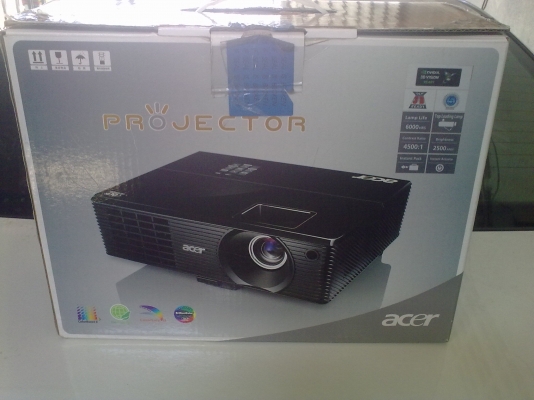 โปรเจคเตอร์ acer