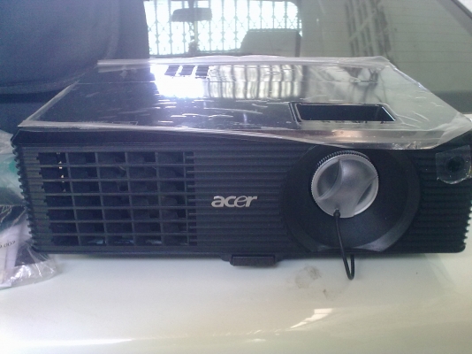 โปรเจคเตอร์ acer