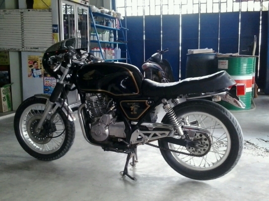 ขาย Clubman 400 สรรพสามิตรครับ ขาย Clubman 400 สรรพสามิตรครับ