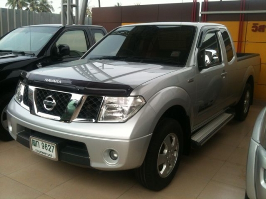 Nissan big-M frontier navara king cab 2.5 se MT 2011