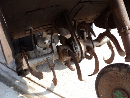 รหัส:12000490รถพรวนดินเดินตามใช้เครื่องดีเชลขนาด7.0PSโรตารี่กว้าง65cm.พร้อมลุยงานwww.nihonmono.com