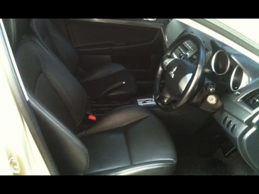 Mitsubishi Lancer EX GLS 1.8AT 2010 Mitsubishi Lancer EX GLS 1.8AT 2010