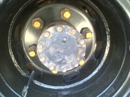 ขายด่วน  NPR115 เกีร์ยสั้น ห้างแท้   F  หลัง  สวยพร้อมใช้งาน