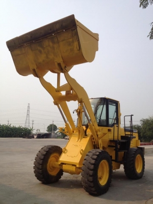 รถตักล้อยาง Komatsu WA 250-3