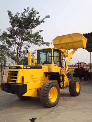 รถตักล้อยาง Komatsu WA 250-3