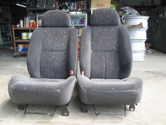 เบาะคู่หน้า