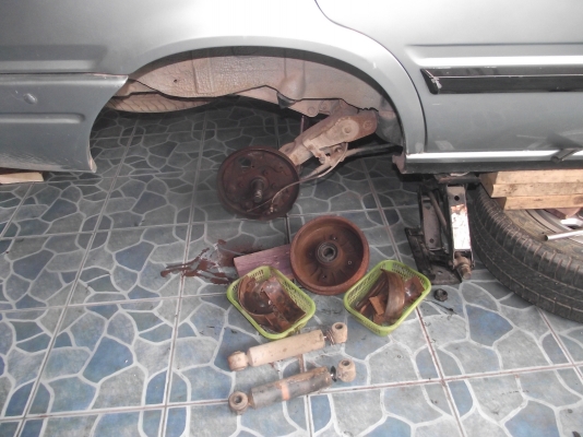 1988 PEUGEOT, 309 1.6 สีเทา เกียร์ธรรมดา ขับได้ ขายตามสภาพ 1988 PEUGEOT, 309 1.6 สีเทา เกียร์ธรรมดา ขับได้ ขายตามสภาพ