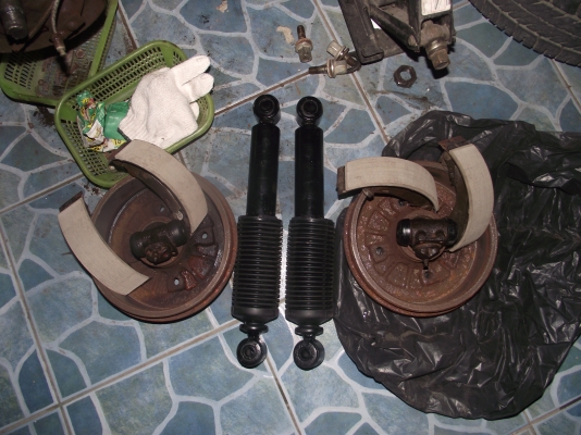 1988 PEUGEOT, 309 1.6 สีเทา เกียร์ธรรมดา ขับได้ ขายตามสภาพ 1988 PEUGEOT, 309 1.6 สีเทา เกียร์ธรรมดา ขับได้ ขายตามสภาพ