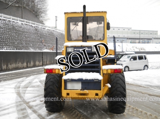 รถตัก WA100-1 รถนอก ขายถูก บจก.สหสินอีควิปเม้นท์ โทร.081-5851880, 02-5168100-1