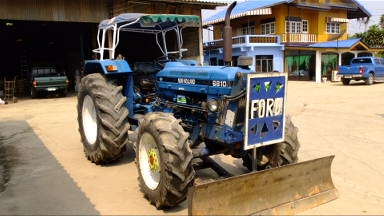 ขายรถไถ ฟอร์ด 6600 ตัวเต็ม เสื้อลาย รถไม่เคยทำสี รถออกห้างรังสิต เดิม เอกสานเล่มทะเบียน พร้อมโอน