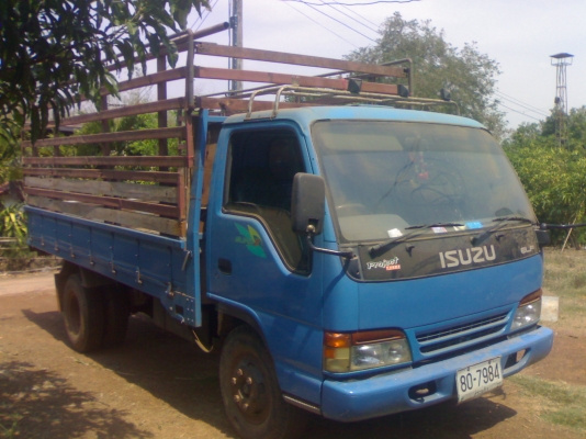 ขาย NPR66L ปี 47 เครื่อง135แรง ขาย NPR66L ปี 47 เครื่อง135แรง