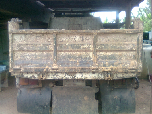 ขายหกล้อดั้ม195NRR32D