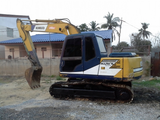 ต่อรองราคาได้!!! แบคโฮ KOBELCO SK120 Mark 3 สภาพสวย !!!