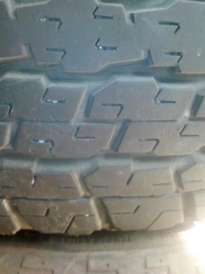 ขายยางราคาถูก BRIDGESTONE  265/70/16