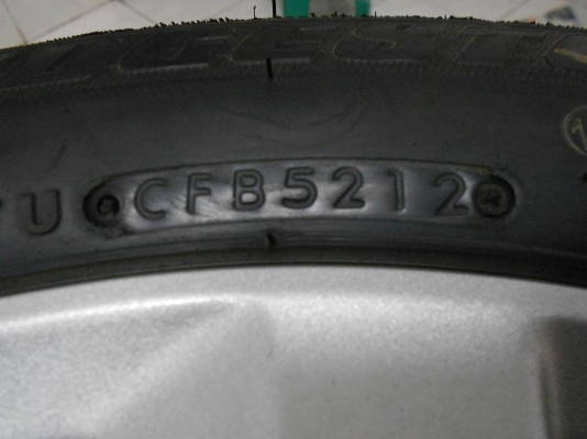 ขายแม็ก Honda city ขอบ 15 พร้อมยางบริดสโตนป้ายแดง ปี 12 ขายแม็ก Honda city ขอบ 15 พร้อมยางบริดสโตนป้ายแดง ปี 12