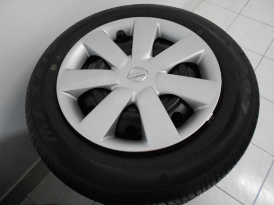 ขายล้อกระทะพร้อมยางแม็กซิส 165/70/14 ปี 12 ถอดป้ายแดง