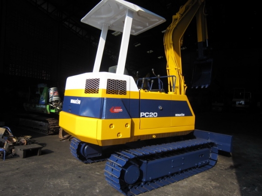 ขาย รถขุดเล็ก KOMATSU รุ่น PC20-6- แทร็กเหล็ก มือสองญี่ปุ่น