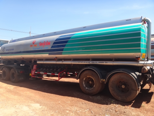 ขายด่วน หางลากน้ำมัน 2  เพลา   30000  ลิตร  พร้อมใช้งาน