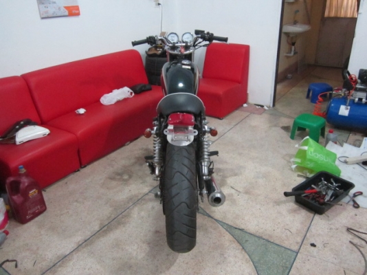 ขายSR400 ปี2002 แนวCUSTOM  ล้อโตๆรายละเอียดด้านใน (รับแลกเทริน์SR400ทุกแนว)รุ่นอื่นก็รับเทริน์ครับ